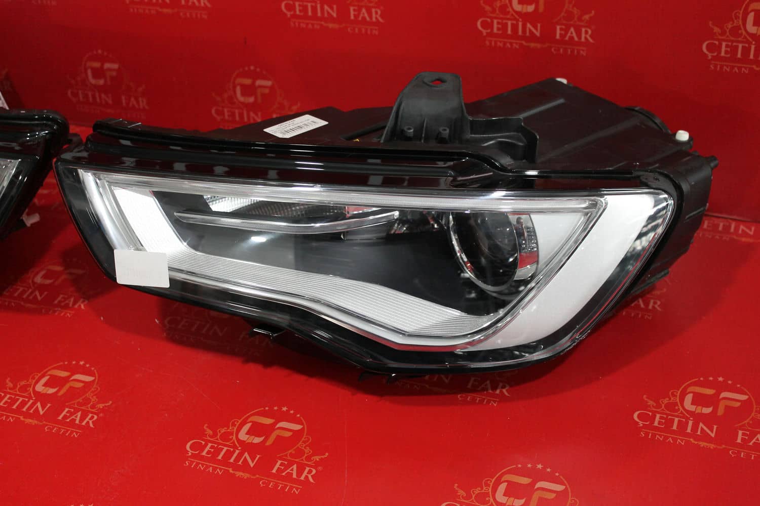 Audi A3 AUDİ A3 XENON SAĞ SOL FAR 2012-15
